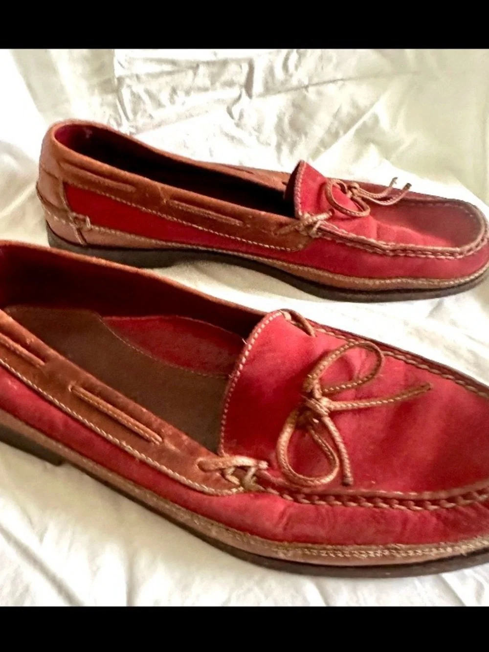 1990s COLE HAAN COUNTRY CAMP MOCCASIN SHOES RED NUBUCK LEATHER BROWN TRIM 11.5M
